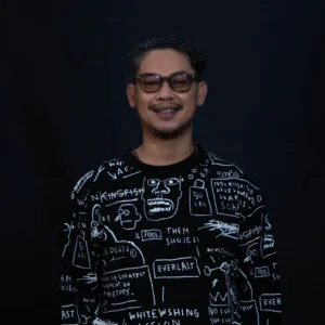 R. Agni Tirta, S. I.Kom