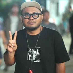 Fajar Martha Santosa